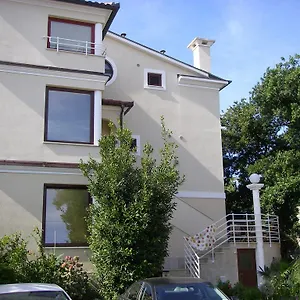 apartments-premantura.in-istria.net/